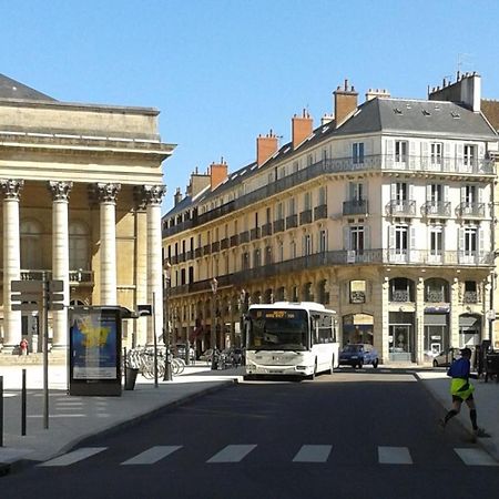 Theatre 12 - Dijon Hyper Centre Appartement T2 Face Musee, Monuments Et Restaurants Eksteriør billede