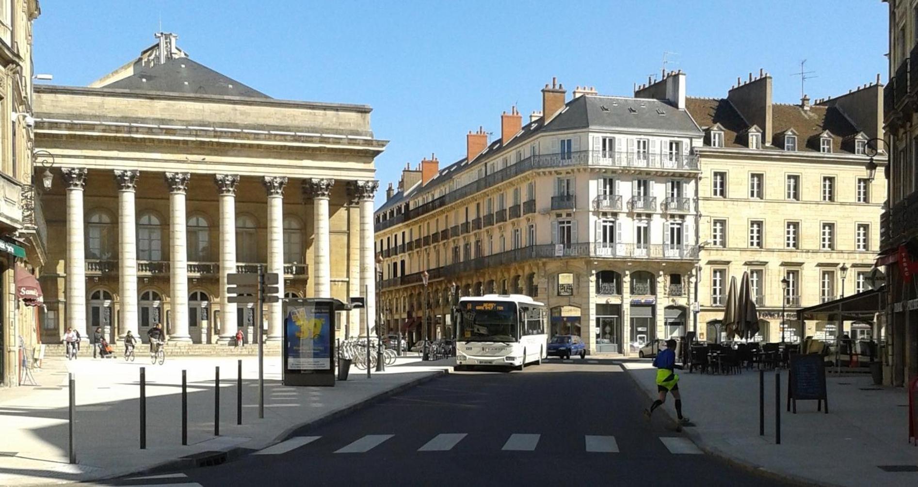 Theatre 12 - Dijon Hyper Centre Appartement T2 Face Musee, Monuments Et Restaurants Eksteriør billede